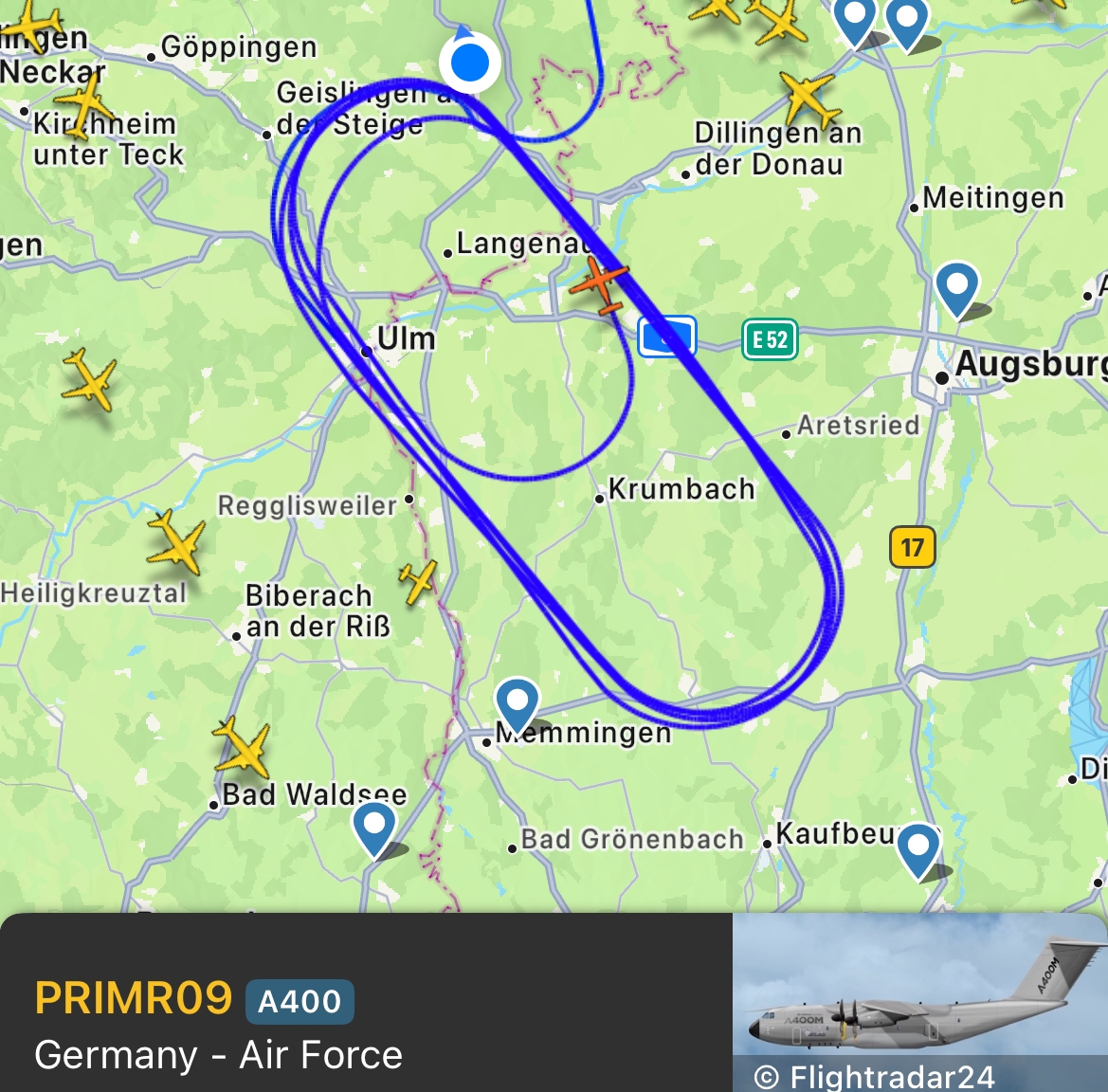 Ein Airbus A400M Atlas zieht seine Kreise über Heidenheim. Screenshot: flightradar24.com