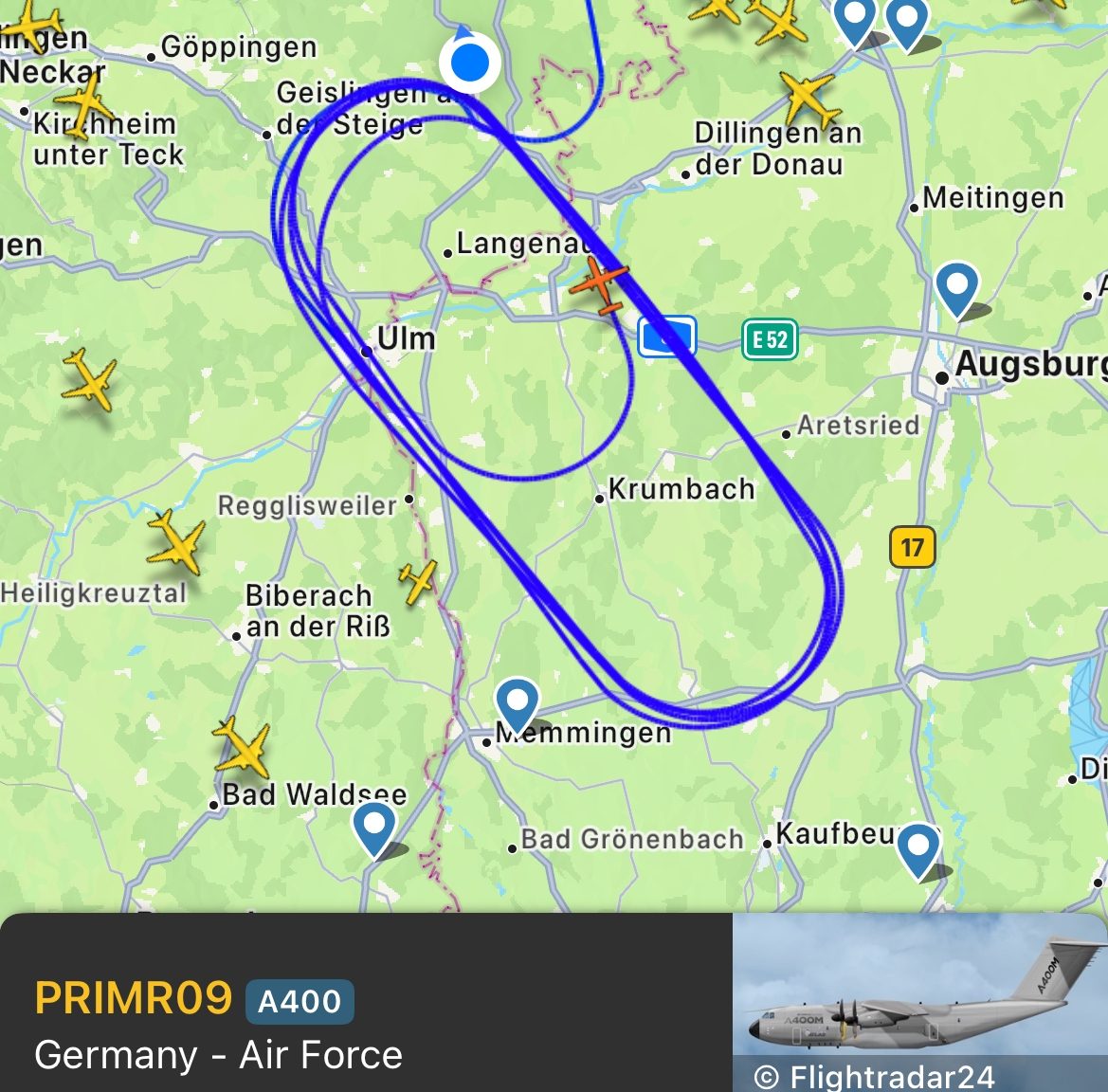 Ein Airbus A400M Atlas zieht seine Kreise über Heidenheim. Screenshot: flightradar24.com